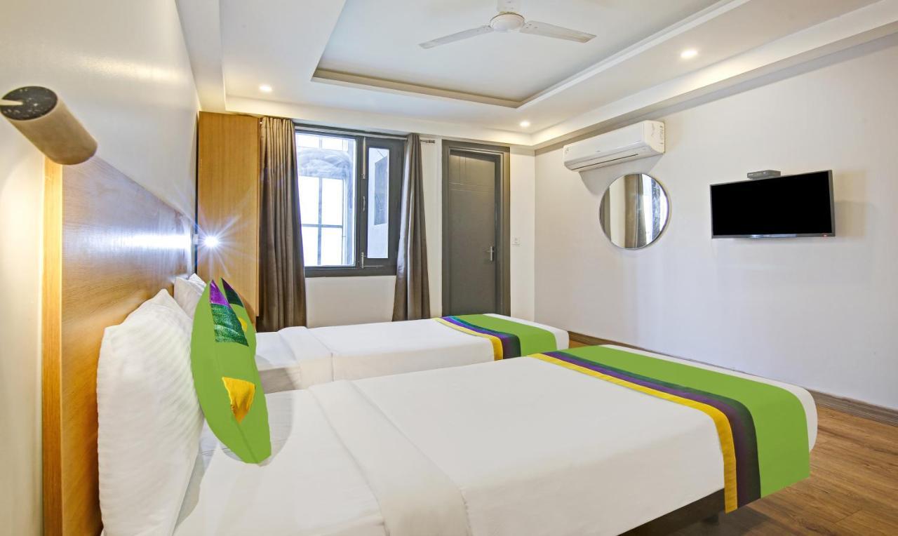 Treebo Ahinsa Residency Sohna Road Otel Gurgaon Dış mekan fotoğraf